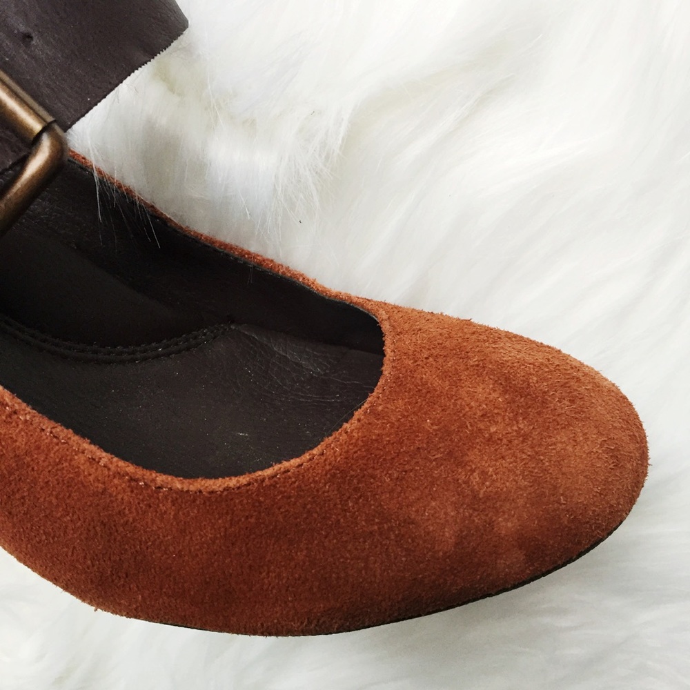SALE‼️ Kenneth Cole Reaction Suede Heels - Picture 4 of 8